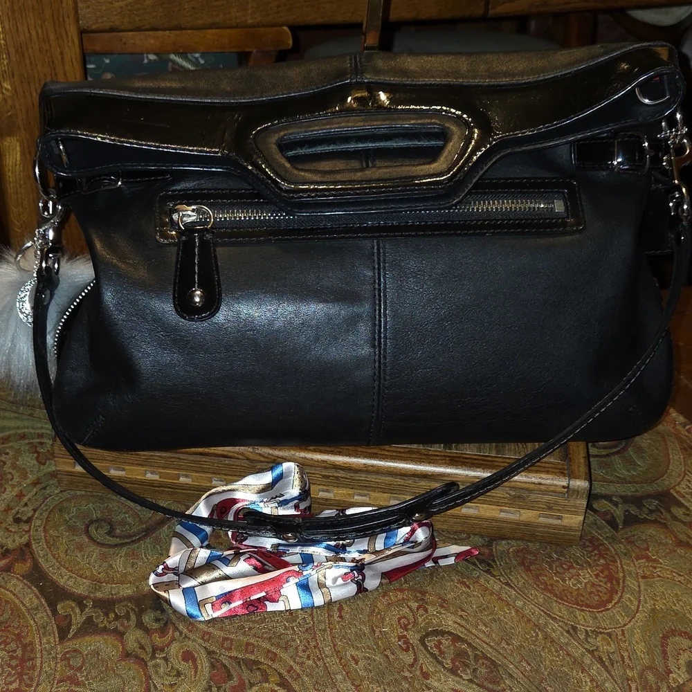 Coach Bonnie Foldover Bag 13380 Black Leather Shoulderbag MSRP $498 2008 EUC - Picture 3 of 16